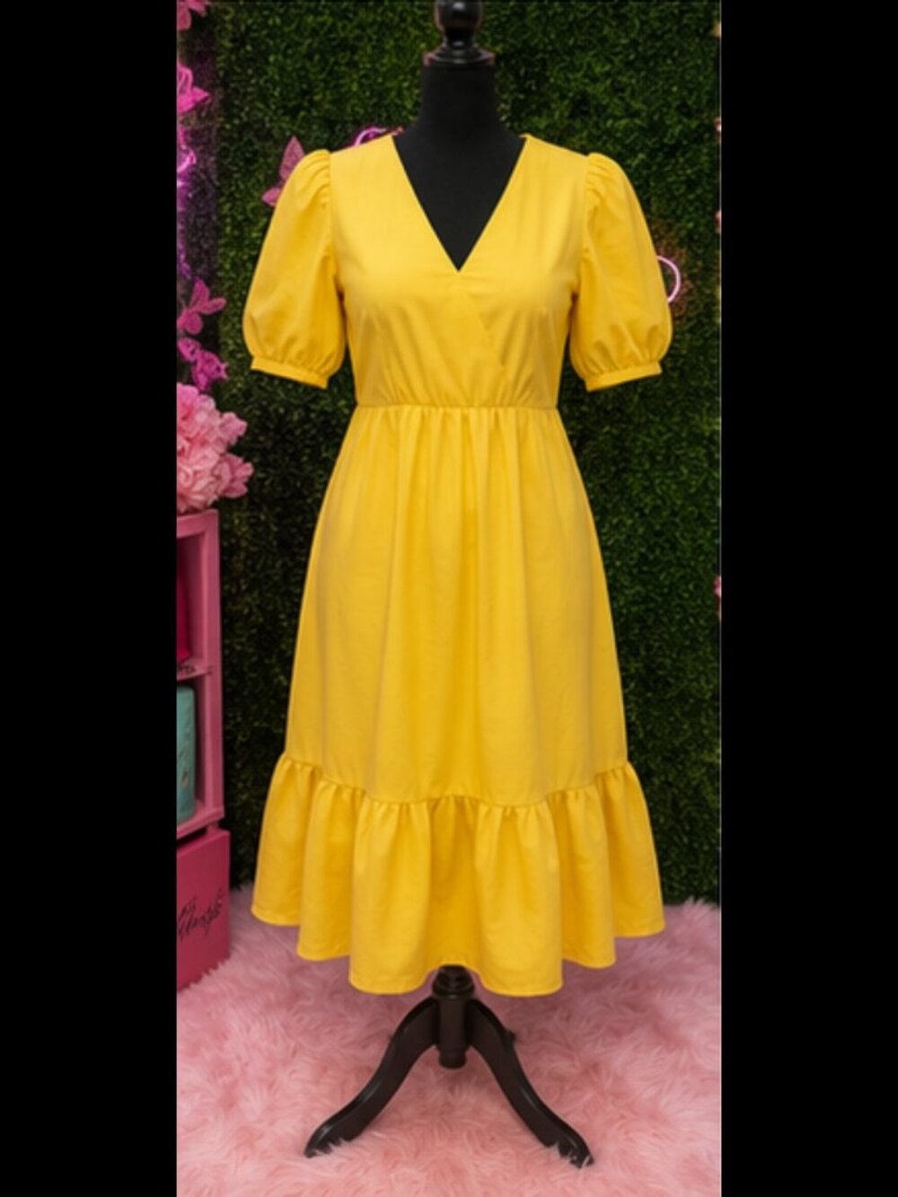 💛 YELLOW PUFF-SLEEVE DRESS